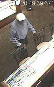 Zales Jewelry Thief 1